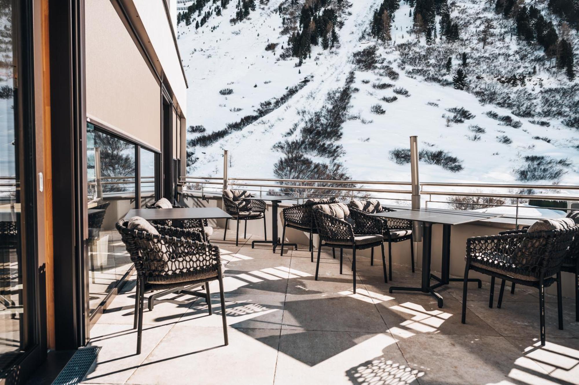 Hotel Alpina Deluxe 오베르구르글 외부 사진