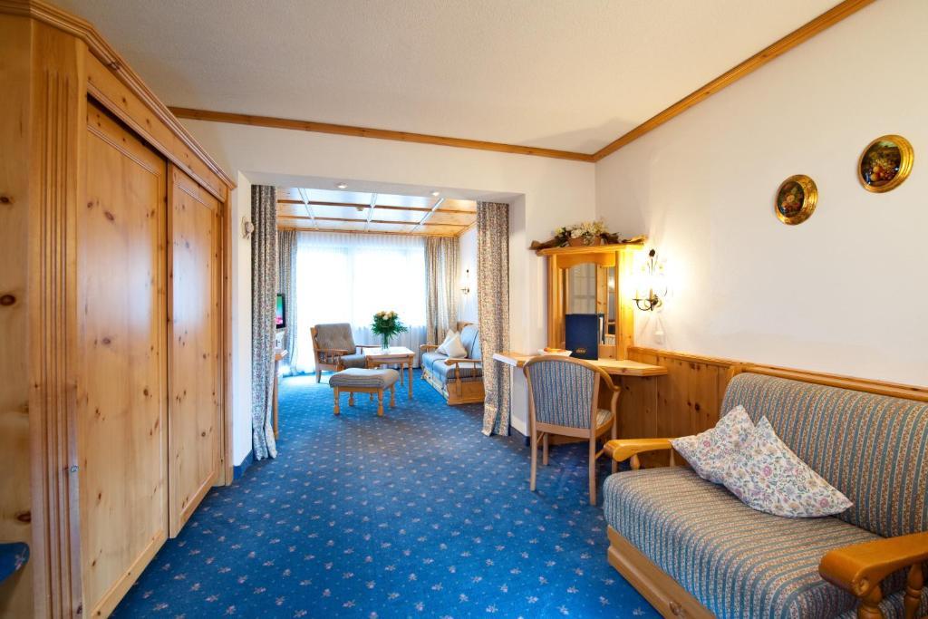 Hotel Alpina Deluxe 오베르구르글 객실 사진